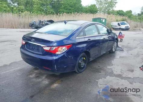 2013 Hyundai Sonata Gls z USA, uszkodzony, nr VIN 5NPEB4AC8DH618272